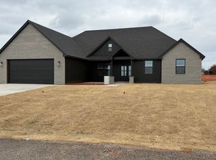 2094 Kaylee Rd, Blanchard, OK 73010