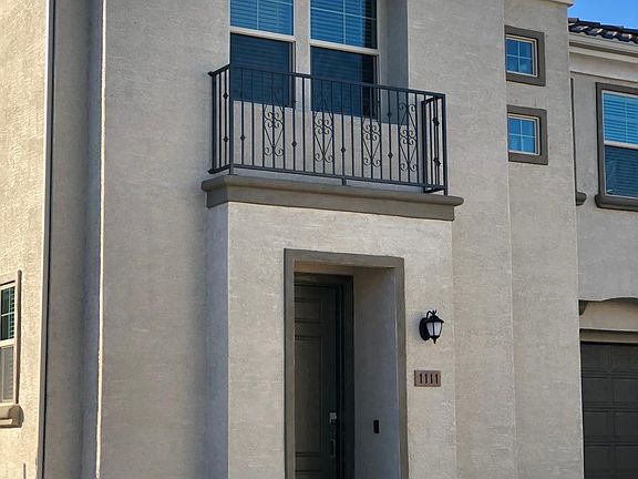 2nd image of 1111 E Marlin Dr