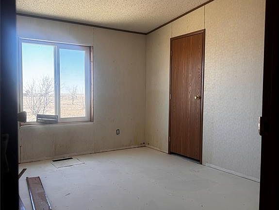 4th image of 4150 Sengbeil Rd