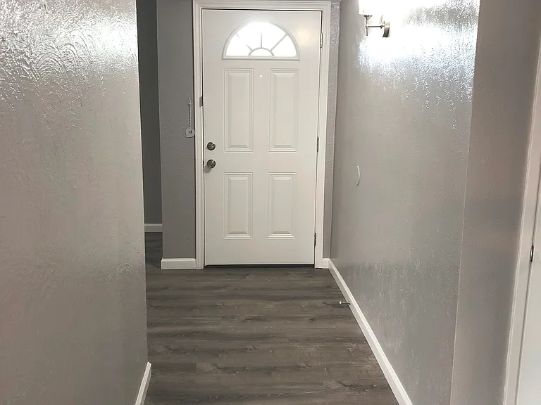 4729 Nash Dr — Photo 4