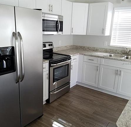 3rd image of 14230 Shiloh Ct