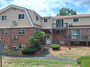 7 Wampus Ave APT 10, Acton, MA 01720