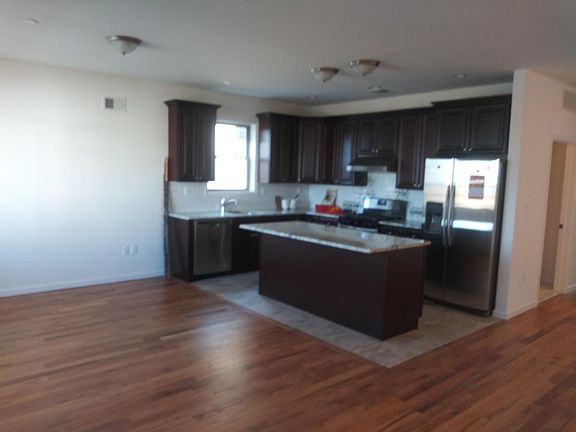 4th image of 135 Cedar Grove Ave