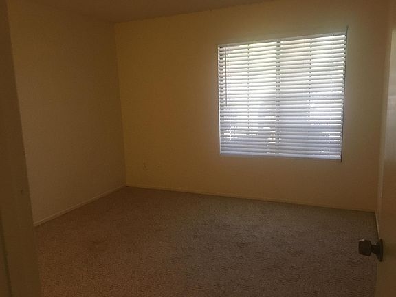 4th image of 4819 Nara Vista Way