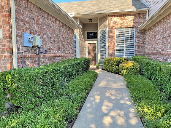 4th image of 9937 Spire Ln