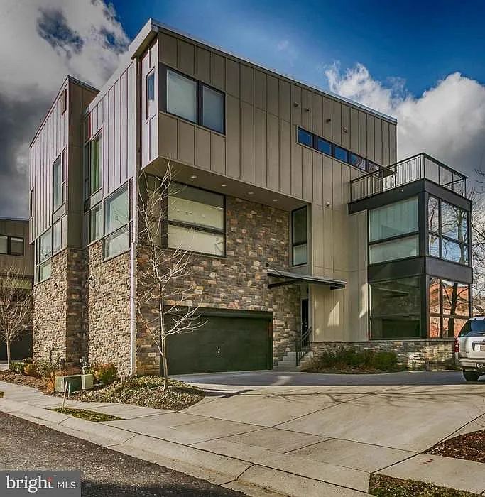 2076 Eric Shaefer Way