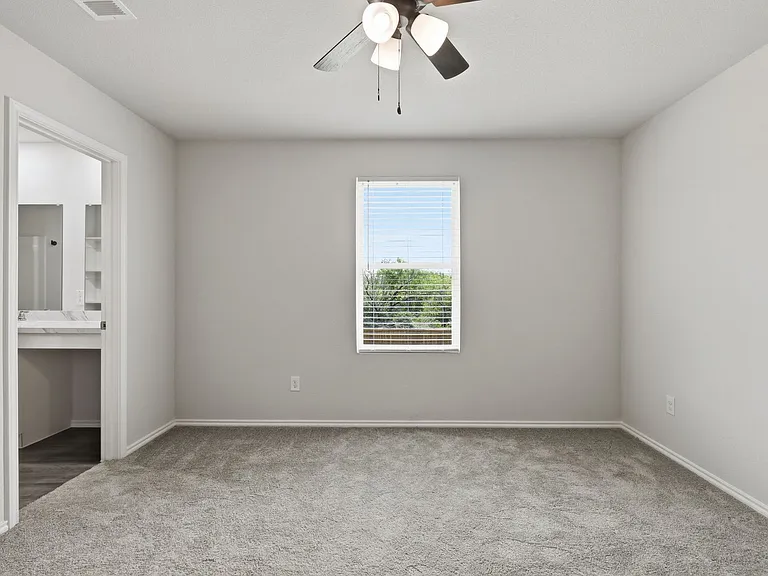 832 Eagles Nest Dr — Photo 23