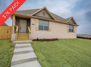 4200 SW Adams St, Bentonville, AR 72713