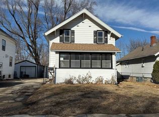 1323 Fairview Ave, Rockford, IL 61101
