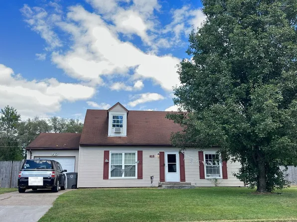 833 Phillips Ln, Seymour, IN 47274