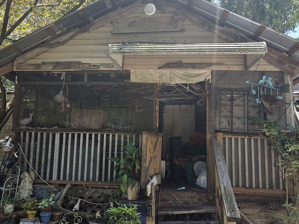 1st image of 165 Jessica Ln