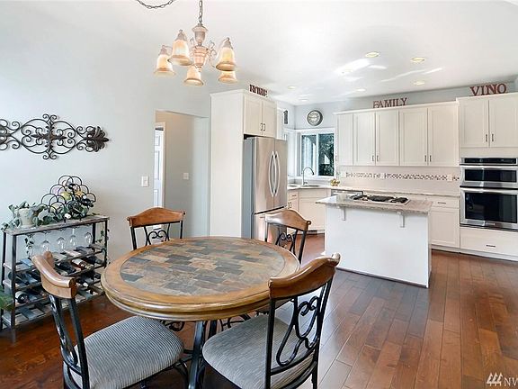 4th image of 17033 Scandia Ct NW