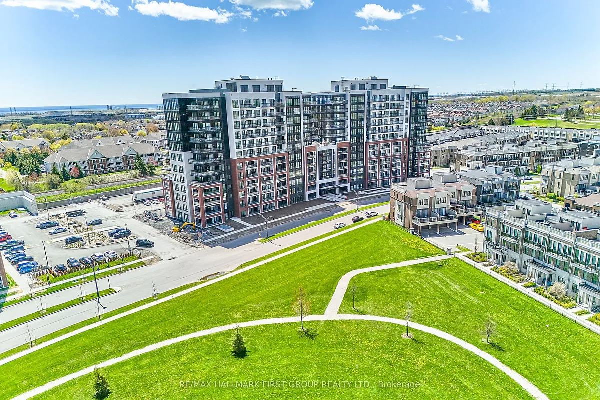 Building Photo - 51 Clarington Blvd #1017