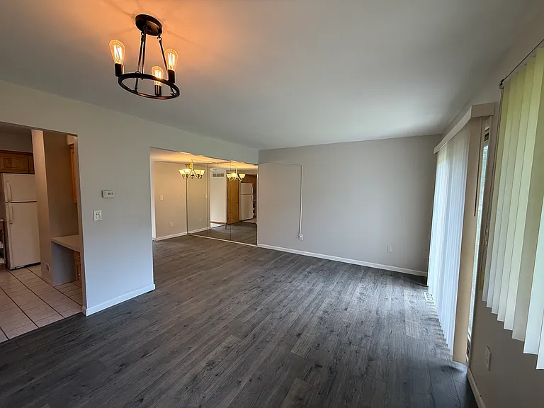 37957 Joyce Dr — Photo 2