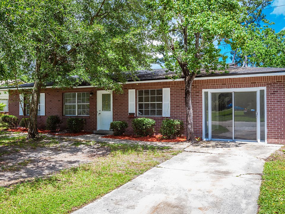 1st image of 7933 Praver Dr E
