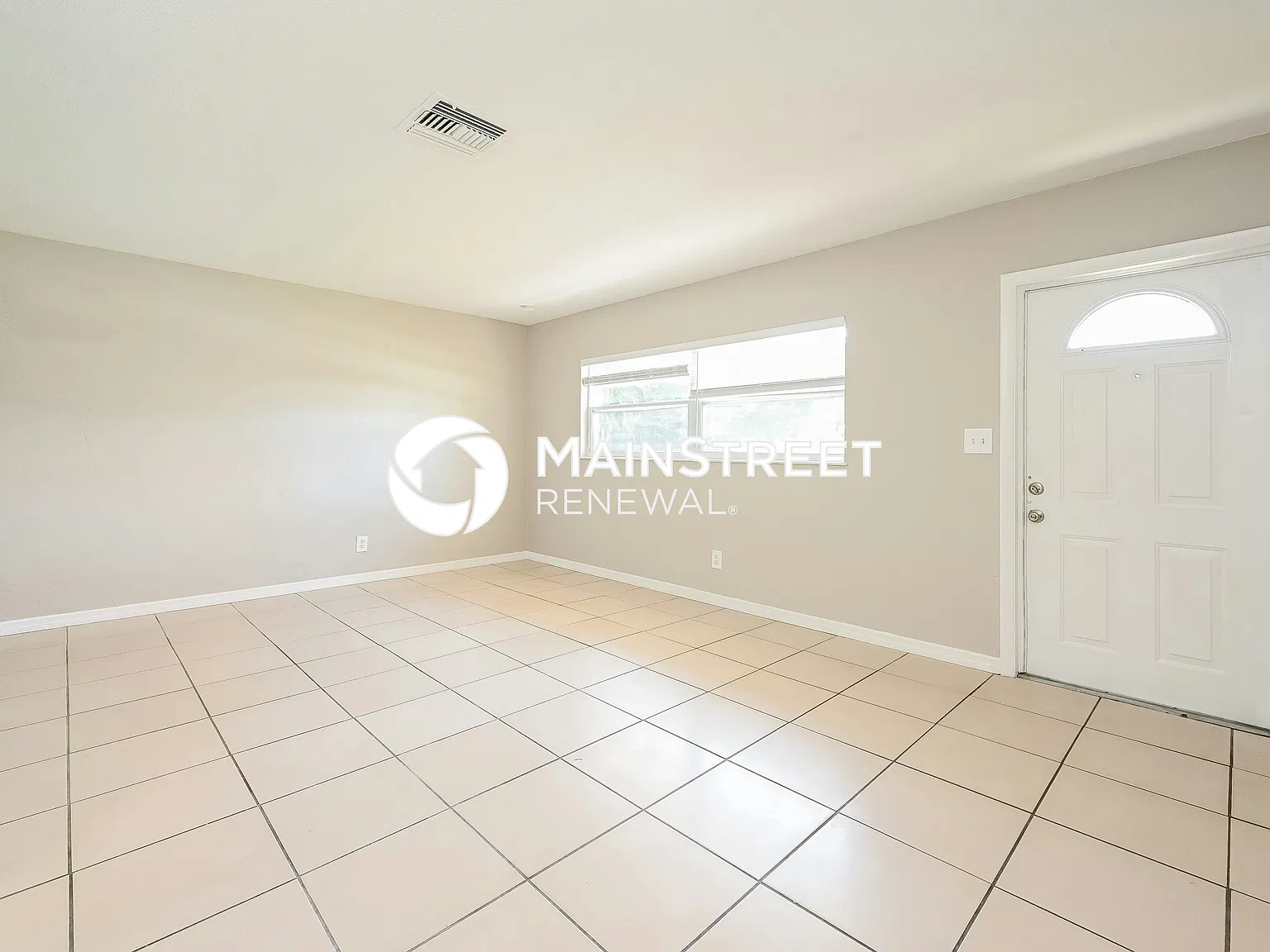 270 38th Ave SE — Photo 3