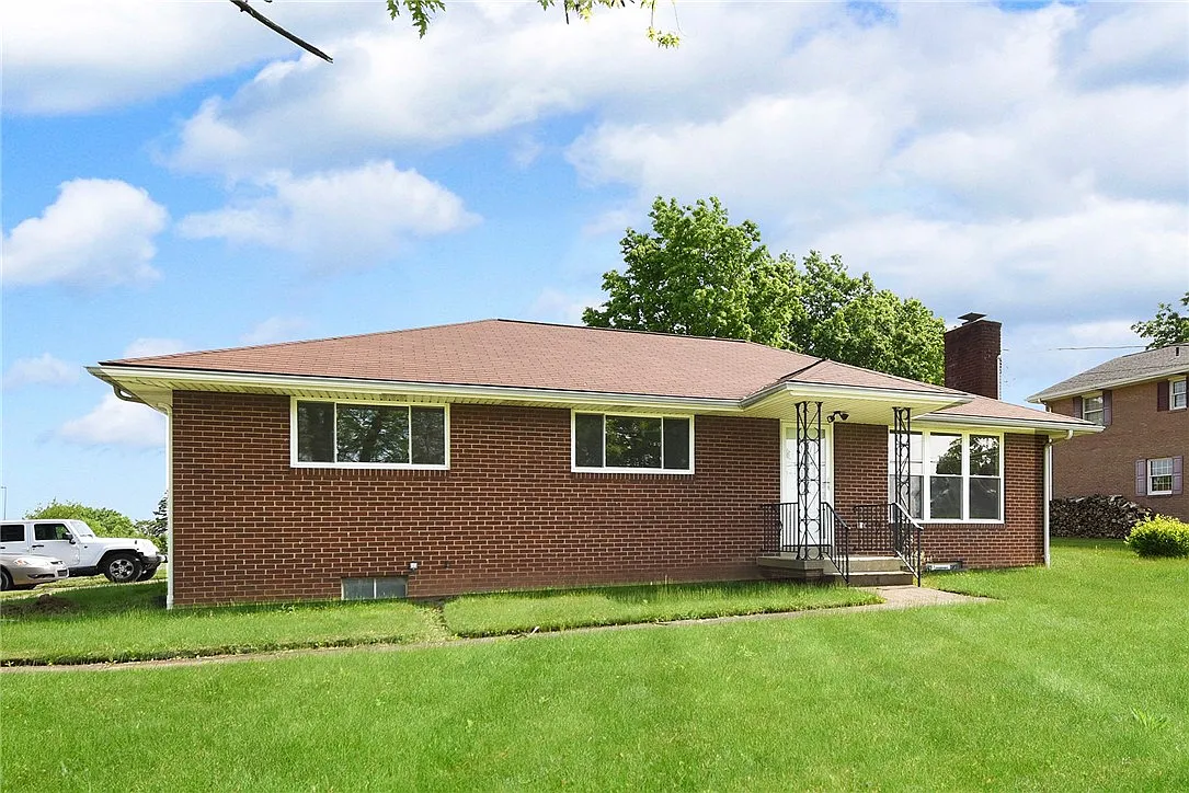 2336 Brodhead Rd photo 1