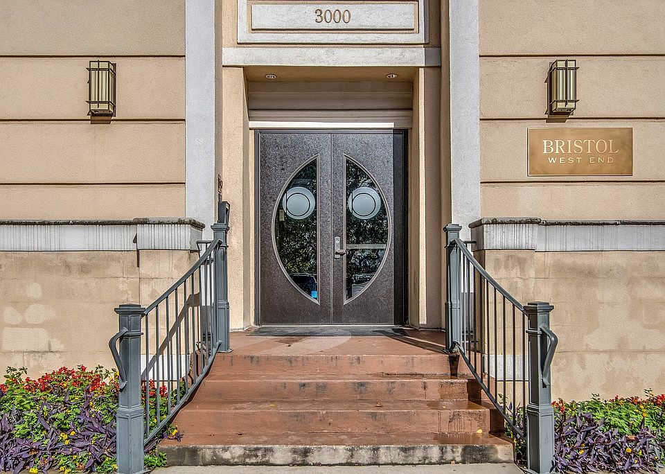 1st image of 3000 Vanderbilt Pl APT 229