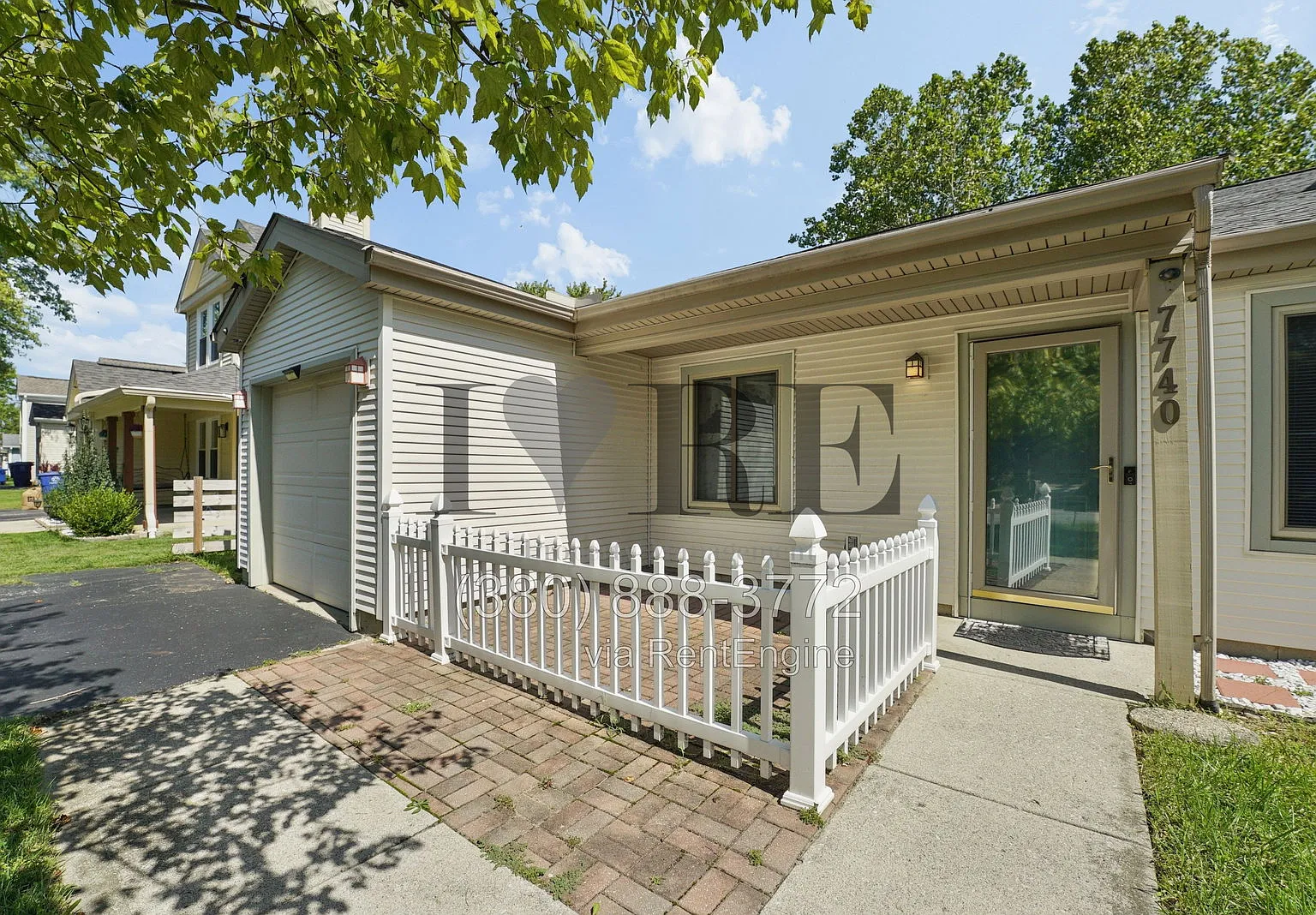 3 bed, 2.0 bath, 1198 sqft, $2,400 — Photo 4