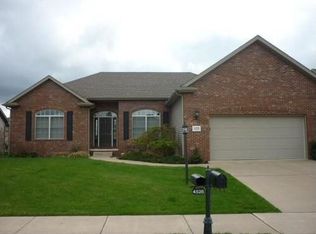 4526 W Jewelwood Ct, Peoria, IL
