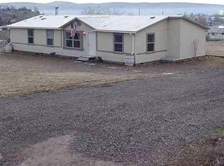 21 Nighthawk Ln, Selah, WA 98942