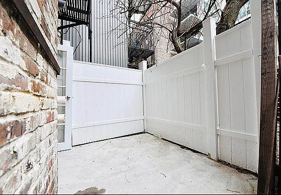 3rd image of 446 W 55th St APT A