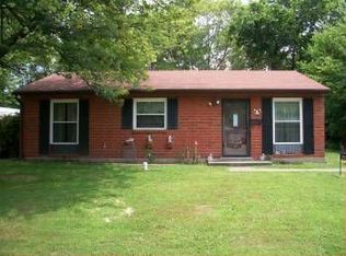 313 Mac Brae Rd, Louisville, KY 40214