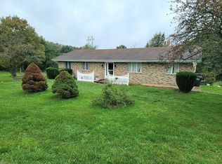 68560 Bannock Rd, Saint Clairsville, OH 43950
