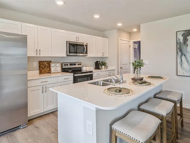 352-0 Ember Dr — Photo 10