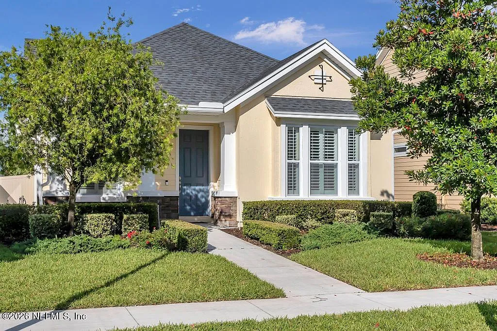 3 bed, 2.0 bath, 1683 sqft, $3,400 — Photo 1