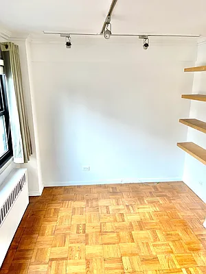 Sold by Sterling Holdings | media 3