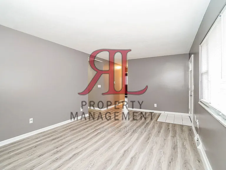 1422 Weldon Ave — Photo 6