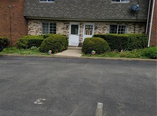 427 Manor Rd APT 8, Delmont, PA 15626