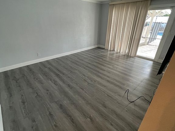 5th image of 19926 Cantara St