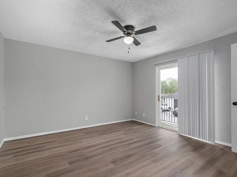 True North Apartments — Photo 7