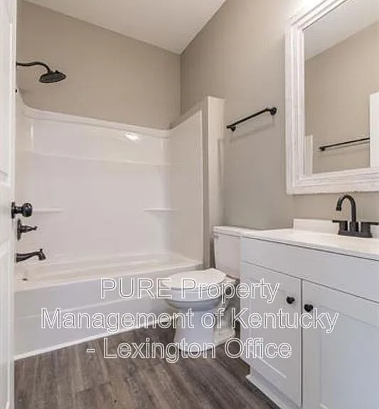 103 Moberly Ave #B — Photo 16
