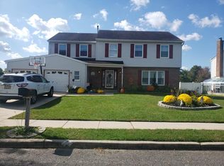47 Appletree Ln, Sewell, NJ 08080