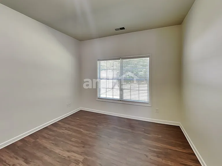 9839 Jeanette Cir — Photo 16