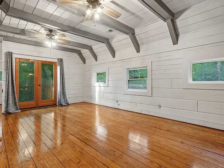 3770 Baxter Rd — Photo 24