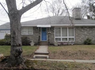 124 Locust St, Holyoke, MA 01040