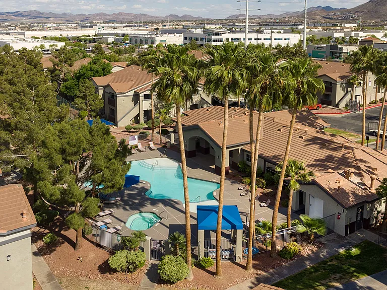 Remington Canyon Apartments — Photo 42