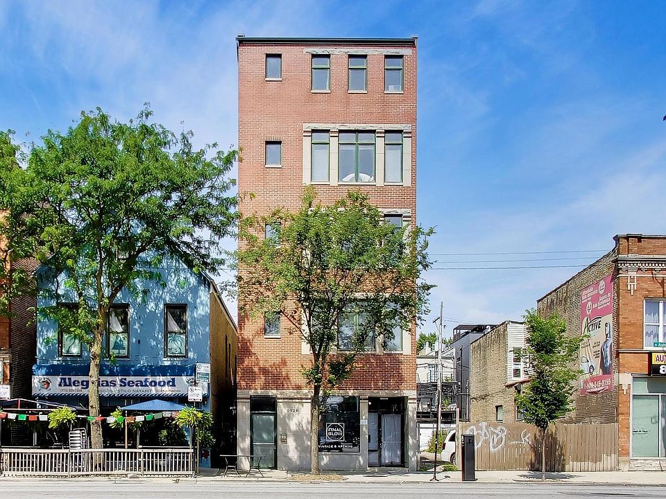 1st image of 1026 N Ashland Ave APT 3