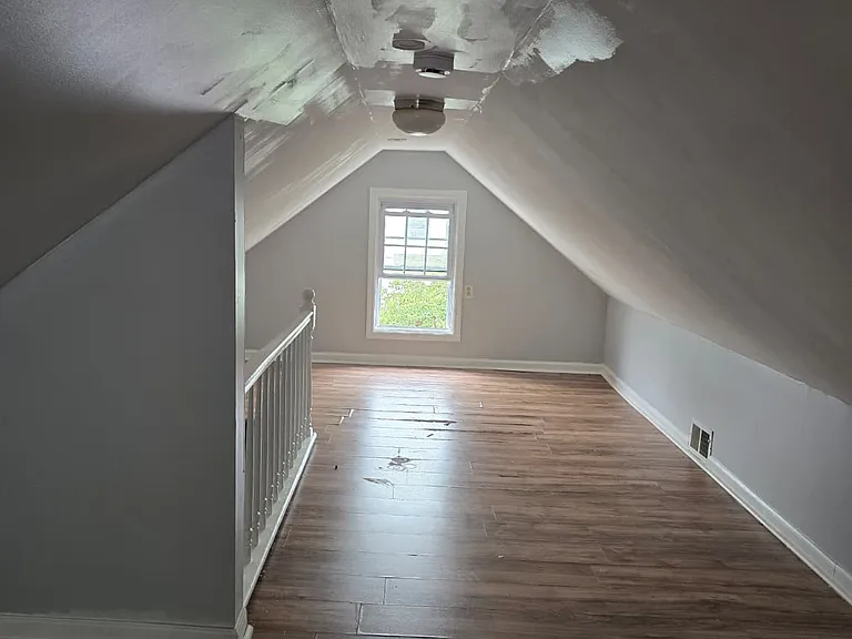 122 Marshall St #2A — Photo 11