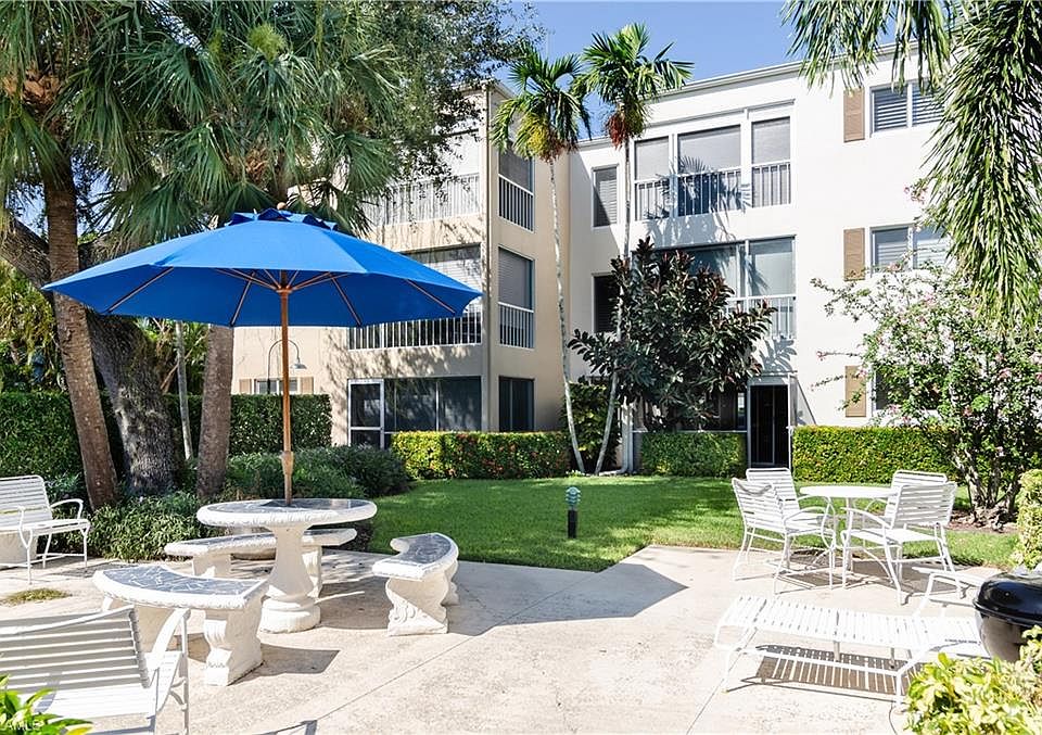 2nd image of 250 7th Ave S APT 306