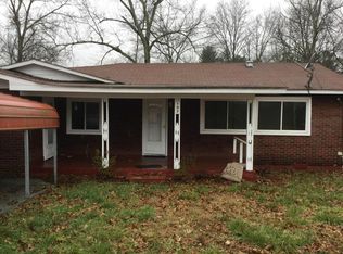 107 Grider Cir, Trenton, GA 30752