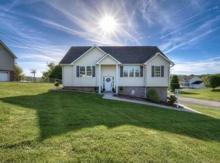 415 Alfalfa Ln, Jonesborough, TN 37659