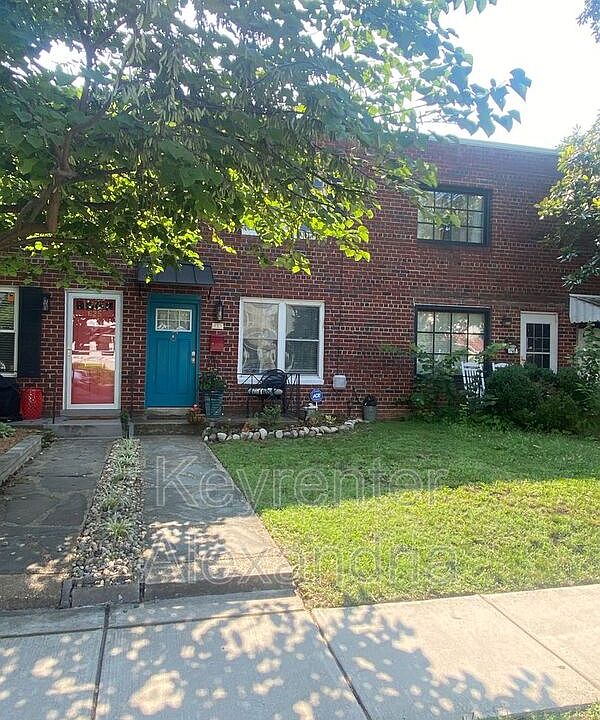 1st image of 623 N Alfred St