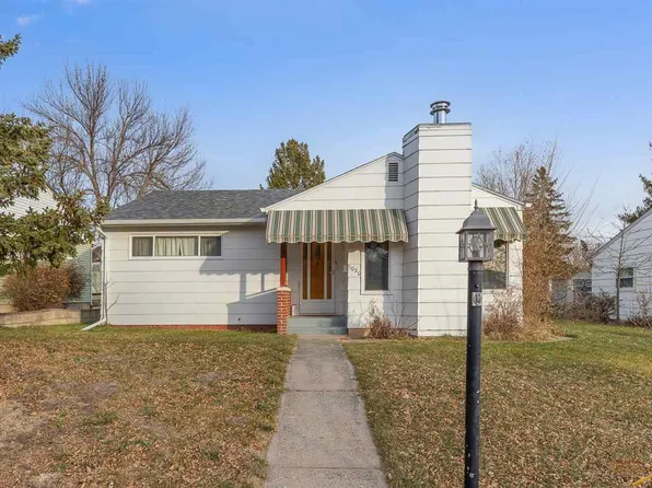 1020 Northeast Dr, Rapid City, SD 57701