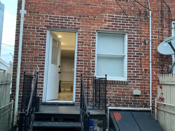 2711 Wilkens Ave, Baltimore, MD 21223