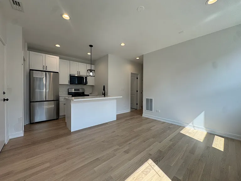 1342 W Ohio St #3N — Photo 1